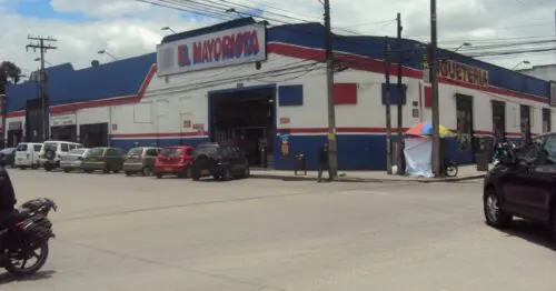 DISTRIBUCIONES EL MAYORISTA CALLE 17 65B CON 31 DISTRIBUCIONES EL MAYORISTA CALLE 17 65B CON 31